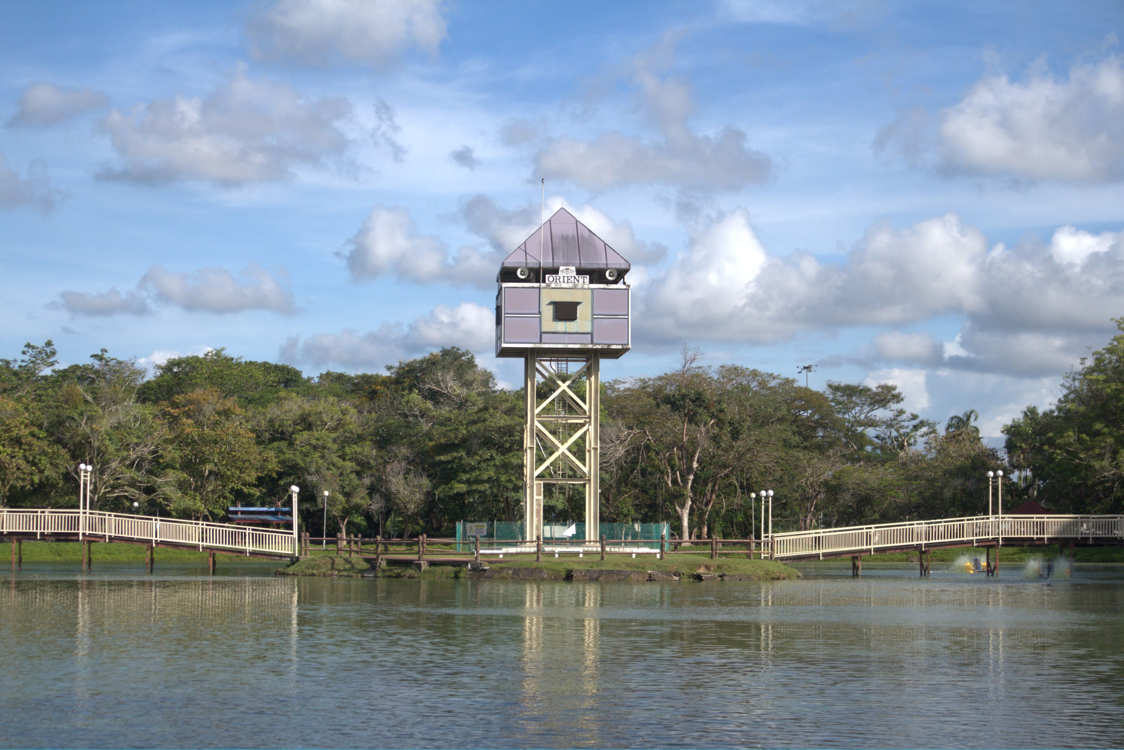 Bulatan park clock tower